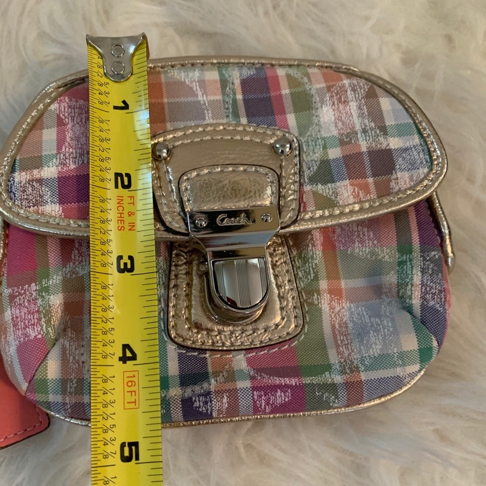 Small Coach Wallet/Purse. - Picture 7 of 8